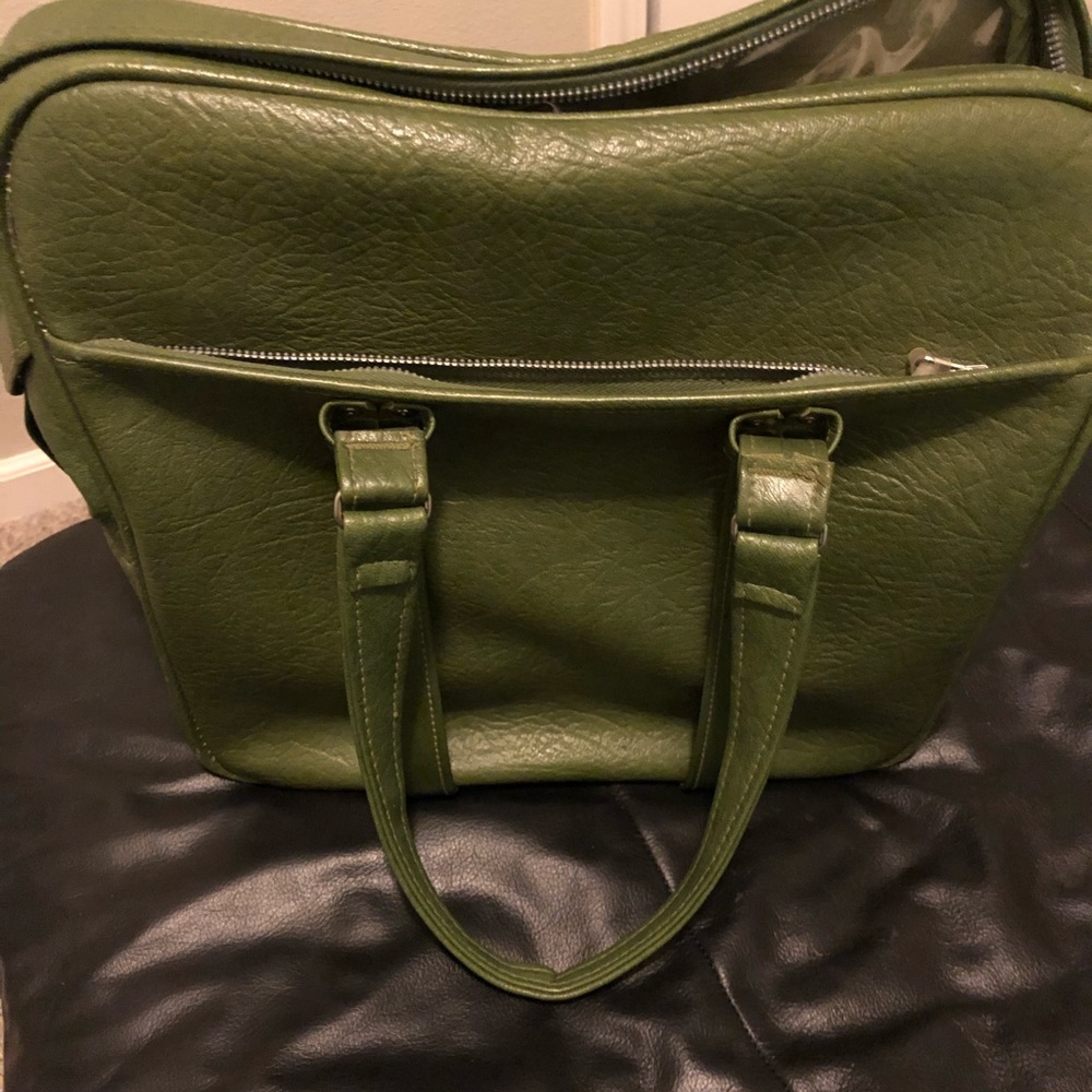 Samsonite carry on